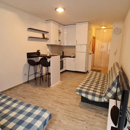 公寓 Apartments Baska Voda