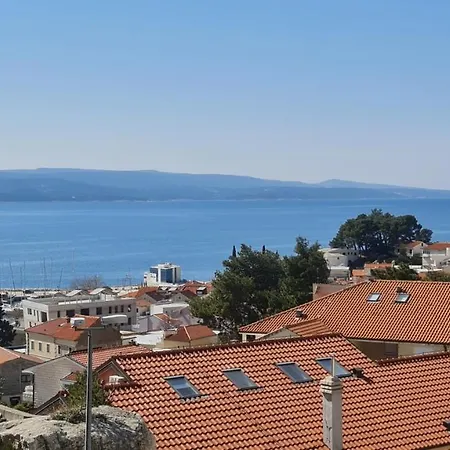 Apartments Baska Voda * 巴什卡沃达