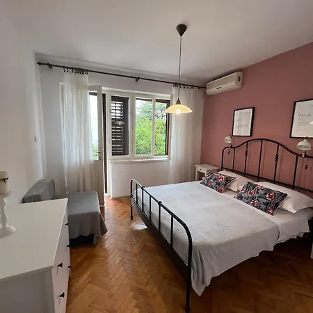 Apartments Baska Voda *